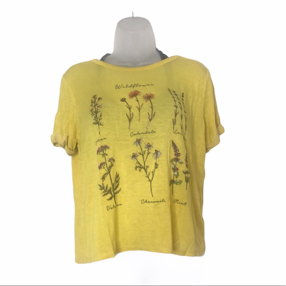 The Classic Yellow Wildflower Tee